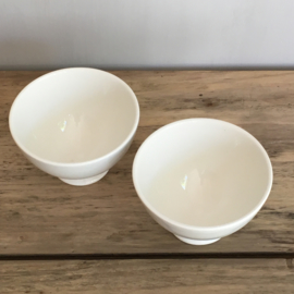 AW20110628 set of 2 old small French bowls in perfect condition! Size: 7 cm. high / 11 cm. cross-section