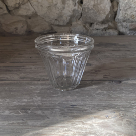 OV20111082 Antique French confiture jar made of mouth-blown glass in beautiful condition! Size: 8.5 cm high / 10 cm cross section