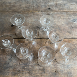 OV20110972 Set of 7 old French port or liqueur glasses made of beautiful thick glass with beautiful monogram - C F - All in beautiful condition! Size: 11.5 cm high / 6.5 cm cross section