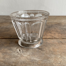 OV20111021 Antieke Franse confiture pot van mond geblazen glas periode: 19de eeuw in prachtige staat!  Afmeting: 10,5  cm hoog /  12 cm doorsnede