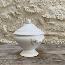 AW20111306 Antique French tureen with matching lid, stamped - Digoin & Sarreguemines, period: 1875-1900, in beautiful condition! Size: 15 cm high (to the lid) / 24.5 cm up to the handle / 20 cm cross section