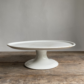 AW20111186 Antique Belgian cake stand - blind mark B, probably Boch Frères - in lightly buttered beautiful condition! Size: 35.5 cm cross section / 11.5 cm high.