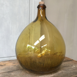 OV20110646 Old French liqueur bottle mouth-blown in mold / content: 10 liters in beautiful amber color and in perfect condition! Size: +/- 36 cm. high / +/- 24 cm. cross section Pick up only.
