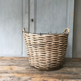 OV20110603 Old Swedish potato basket in weathered condition, but still decorative! Size: 35 cm. high / 53 cm. cross section. Pickup only.