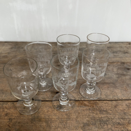 OV20110904 Set of 6 equal antique French - Souvenir de La Fête - glasses made of mouth-blown glass, period 19th century, in beautiful condition. Size: +/- 14 cm high / 6.5 cm cross section