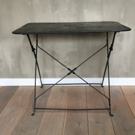 BU20110092 Old French iron folding table in beautiful and very sturdy condition! Once painted in timeless black. Size: 72 cm. high / 89 cm. long. 59 cm. deep. Pickup only!