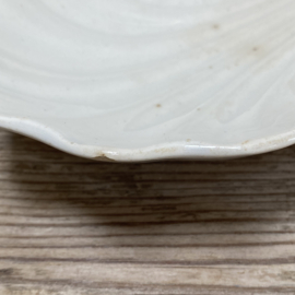 AW20111322 Antique French serving dish "shell model" stamp - Creil & Montereau Terre de Fer - period: from 1894 in beautiful lightly buttered condition! Size: 22 cm long / 12.5 cm cross section
