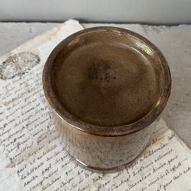 AW20110465 Beautifully buttered French confiture pot with stamp ~ M F ~ in beautiful condition! Size: 11 cm. high / 9 cm. section.