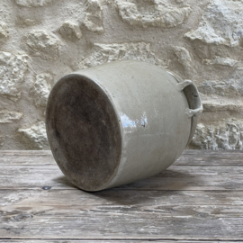 AW20111262 Oude Franse pot van grès aardewerk in prachtige staat! Afmeting: 23,5 cm hoog / 20 cm doorsnede