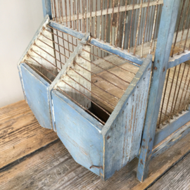 OV30110532 Beautiful weathered old French bird cage in a beautiful, slightly blue color. Dimensions: 86.5 cm. long / 46.5 cm. high / 27.5 cm. wide. Pickup only.
