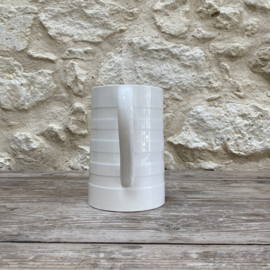 AW20111320 Large old French milk jug stamp - Céranord Saint Amand France - period: 1962. Minimal chip on the underside rim (see photo), otherwise in beautiful condition! Size: 18.5 cm high / 11.5 cm cross section