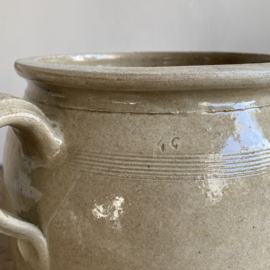 AW20111208 Grote oude Franse pot van grès aardewerk in prachtige staat! Afmeting: 24 cm hoog /  19,5 cm doorsnede