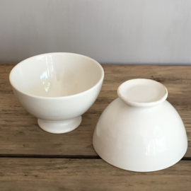 AW20110628 set of 2 old small French bowls in perfect condition! Size: 7 cm. high / 11 cm. cross-section