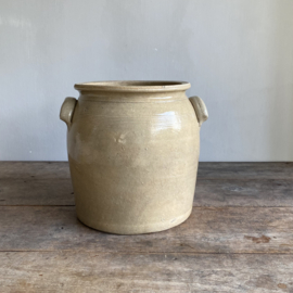 AW20111211 Grote oude Franse pot van grès aardewerk in prachtige staat! Afmeting: 25,5 cm hoog /  21,5 cm doorsnede (bovenzijde) / 23 cm doorsnede (onderzijde)