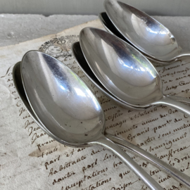 OV20110750 Set of 6 old French silver plated soup spoons with mark in a sober look, one with monogram ... In beautiful condition! Size: 21.5 cm. long / cross section  +/- 4 cm.