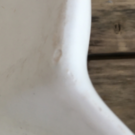 AW20110629 Oude afroomschaal stempel - Sociéte Céramique Maastricht Made in Holland - periode: 1900-1957. Licht beboterd en prachtig verweerd. Mist één minimaal chipje (zie foto 10) / Afmeting: 12 cm. hoog / 34 cm. doorsnede