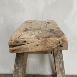 OV20110764 Old French wooden stool in beautiful gray weathered condition! Size: 54.5 cm. high / 44 cm. long / 21 cm. wide. Pickup only.