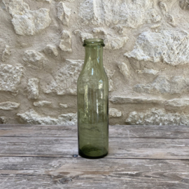 OV20111105 Grote oude Franse azijn fles van mond geblazen in prachtige staat! Afmeting: 32,5 cm hoog / 8,5 cm doorsnede (onderzijde) / 5,5 cm doorsnede (bovenzijde)