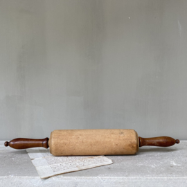 OV20110753 Old wooden French rolling pin beautiful weathered.....and in beautiful condition! Size : 50 cm. long / 7 cm. intersection