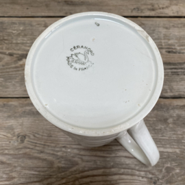 AW20111320 Large old French milk jug stamp - Céranord Saint Amand France - period: 1962. Minimal chip on the underside rim (see photo), otherwise in beautiful condition! Size: 18.5 cm high / 11.5 cm cross section