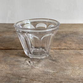 OV20110918 Antieke Franse confiture pot van mondgeblazen glas in perfecte staat! Afmeting: 8 cm hoog /  11,5 cm doorsnede.