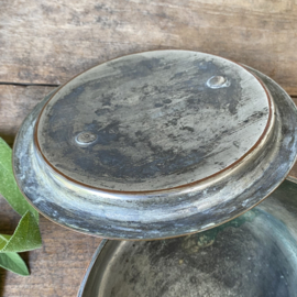 OV20111017 Old French copper saucepan with lid marked - Villedieu ML France - 2 mm thick in heavy restaurant quality in beautiful condition! Size: 14.5 cm cross section / 14.5 cm