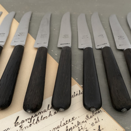 OV2011721 Set of 10 old French cheese or dessert knives with wooden (probably ebony) handle in beautiful condition! Size: 20 cm long