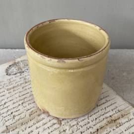 AW20110925 Antique French confiture pot Novia handmade yellow glazed in beautiful condition! Size: 9 cm. high / 9 cm. cross section.