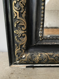 OV20110969 Antique French mirror Louis Philippe style with original slightly weathered mirror glass. Profiling frame made of wood with black pate layer. Period: 19th century. Size: 71.5 cm high / 50.5 cm wide / 2.5 cm thick. Store pick-up preferred.