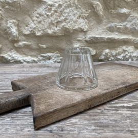 OV20111108 Antieke Franse confiture pot van mondgeblazen glas, minuscule oneffenheid op de rand (zie foto) verder in prachtige staat! Afmeting: 8,5 cm hoog /  10,5 cm doorsnede