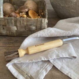 IH006 Iris Hantverk paddestoelen mes met borstel gemaakt van berkenhout, RVS en paardenhaar.