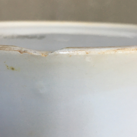 AW20110734 Antieke Franse melkkan stempel - Digoin & Sarreguemines France - periode: 1875-1900 mist een chip aan de onderzijde (zie foto 7 & 8) die nagenoeg niet zichtbaar is, verder in prachtige staat! Afmeting: 16,5 cm. hoog / 11,5 cm. doorsnede