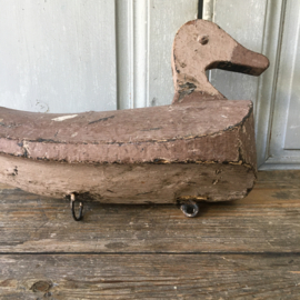 OV20110594 Antique wooden French decoy duck in beautiful weathered condition! Size: 30 cm. long / 19 cm. high.