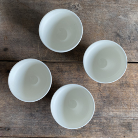 AW201111163 Set of 4 old small Belgian café au lait bowls stamp - Boch la Louvière - period: probably 1978-1982 in beautiful condition! Size: 10 cm cross section / 6.5 cm high