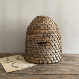 OV20110729 Old French beehive in beautiful condition! Size: 45 cm. high / 40 cm. cross section