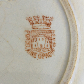 AW20110733 Set of 3 antique plates stamp - Porcelaine Opaque de Gien - period: 1886-1938. Beautifully buttered and crackled and in beautiful condition! Size: 3.5 cm. high / 21.5 cm. cross section