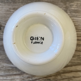 AW20111315 Set of 3 old French café bowls stamped - Gien France - period: 1960-1971 one is missing a minimal chip (see photo for details) otherwise all three in beautiful condition! Size: 6 cm high / 11 cm cross section
