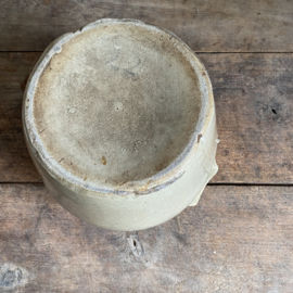 AW20111190 Oude Franse pot van grès aardewerk in prachtige staat! Afmeting: 19,5 cm hoog /  18 cm doorsnede