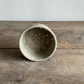 AW20111209 Old French goat cheese mold in beautiful clay color and condition! Size: 6 cm high / 10.5 cm cross section.