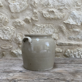 AW20111262 Oude Franse pot van grès aardewerk in prachtige staat! Afmeting: 23,5 cm hoog / 20 cm doorsnede