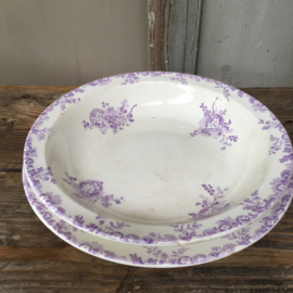 AW20110516 Antique French plate & scale stamp - Longwy Hanoi - period: 1890-1900 in lavender color. In beautiful condition! Dim. plate: 29 cm. cross section / Dim. scale: 27 cm. diameter / 5 cm. high. Mentioned price is as a set.