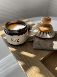 Bath salt no 2 Matin de Printemps (Linen) 550 g in glass jar. Made in Provence, France