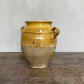 AW20111048 Large antique French confit pot in Provençal yellow period: 19th century in beautiful condition! Size: 30 cm high / 18 cm cross section