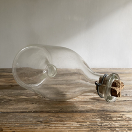 OV20110958 Antieke Franse visfuik van mond geblazen glas periode: 19de eeuw in prachtige staat! Afmeting: 28 cm hoog / 13,5 cm doorsnede