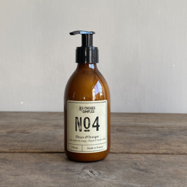 Hand & body milk no 4 Fleur d'Oranger (Orange blossom) with shea butter 250 ml in glass bottle. Made in Provence, France