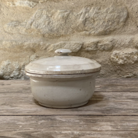 AW20111226 Antique French pâte pot with original lid in beautiful weathered and slightly stained condition! Size: 9 cm high / 6 cm cross section