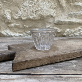 OV20111109 Antique French confiture jar - SV 250 grams - made of hand-blown glass in beautiful condition! Size: 7.5 cm high / 10 cm cross section.