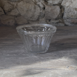 OV20111084 Antieke Franse confiturepot van mondgeblazen glas in prachtige staat! Afmeting: 8 cm hoog /  12,5 cm doorsnede