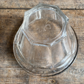 OV20111028 Grote antieke Franse confiturepot van mondgeblazen glas inhoud: 750 ml in prachtige staat! Afmeting: 9,5 cm hoog /  14 cm doorsnede