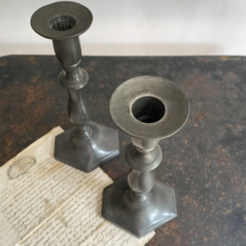 OV20110746 Set of old French pewter candlesticks in beautiful condition! Size: 24.5 cm. high / foot: 12 cm. wide